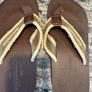 Abercrombie & Fitch Vintage Leather Sandals - Brown and Tan